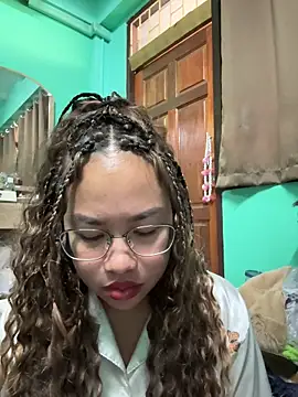 Ponthip online show from 02-20-26, 09:55