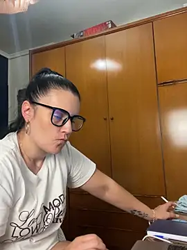 Alice Dan online show from 06-02-26, 02:17