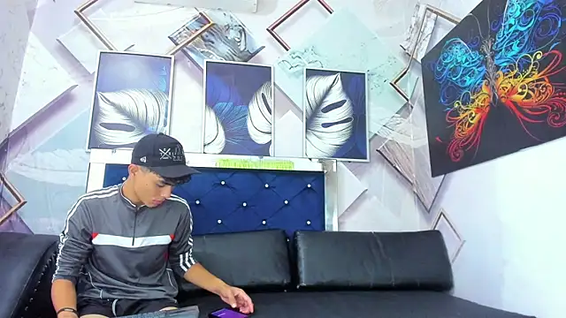 Roman cute online show from 01-11-26, 02:35