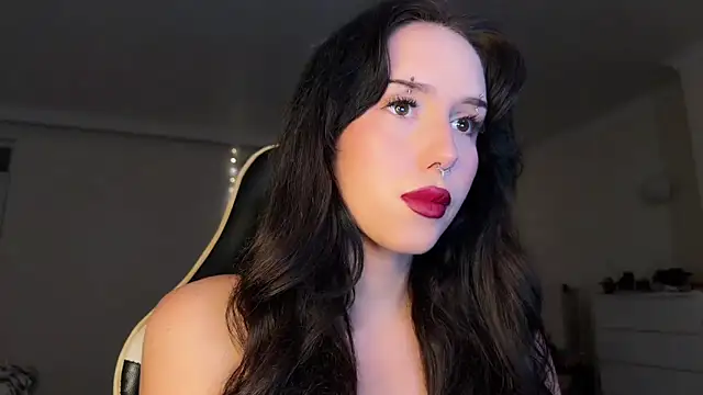 Snapshot of dora_grnt chatting on 04-18-26, 01:52 dora grnt online show from 04-18-26, 01:52