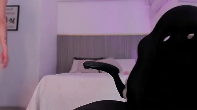 ashvalentine online show from 02-24-26, 07:26