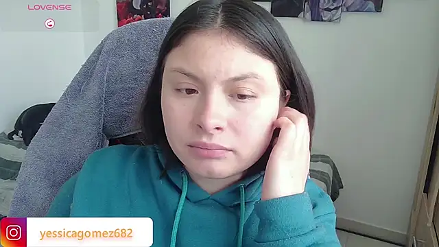 Snapshot of yessica_gomez01 chatting on 02-18-26, 01:51 yessica gomez01 online show from 02-18-26, 01:51