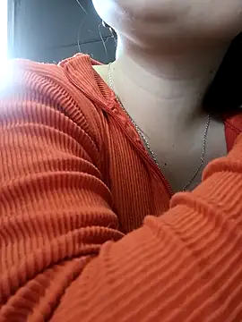 Snapshot of yessica_gomez01 chatting on 03-30-26, 06:53 yessica gomez01 online show from 03-30-26, 06:53