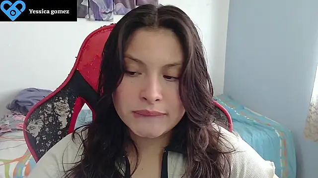 Snapshot of yessica_gomez01 chatting on 07-04-26, 08:35 yessica gomez01 online show from 07-04-26, 08:35