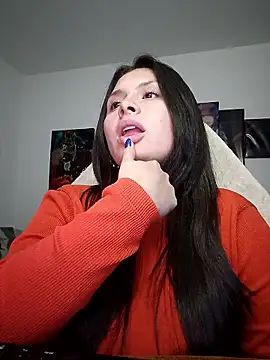 Snapshot of yessica_gomez01 chatting on 05-27-26, 01:57 yessica gomez01 online show from 05-27-26, 01:57