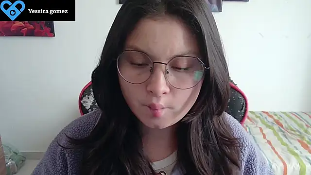 Snapshot of yessica_gomez01 chatting on 07-14-26, 08:26 yessica gomez01 online show from 07-14-26, 08:26