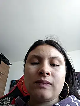 Snapshot of yessica_gomez01 chatting on 07-13-26, 08:08 yessica gomez01 online show from 07-13-26, 08:08