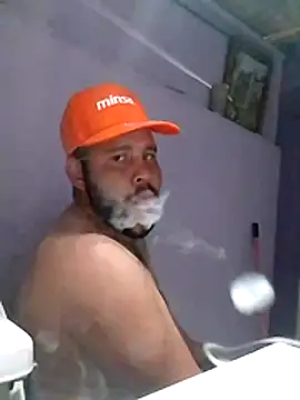 Snapshot of Guanatos13 chatting on 01-19-26, 02:26 Guanatos13 online show from 01-19-26, 02:26