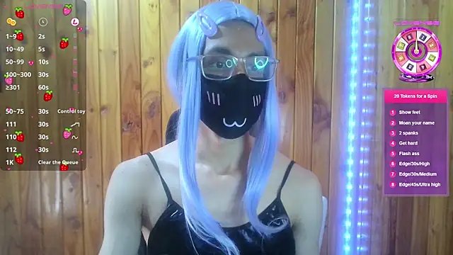 Snapshot of Frankie_boygirl chatting on 05-14-26, 12:51 Frankie boygirl online show from 05-14-26, 12:51
