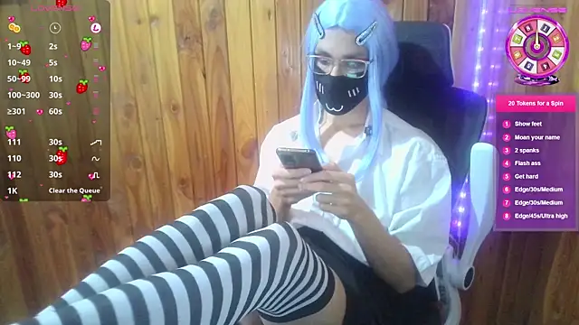 Frankie boygirl online show from 04-25-26, 08:06