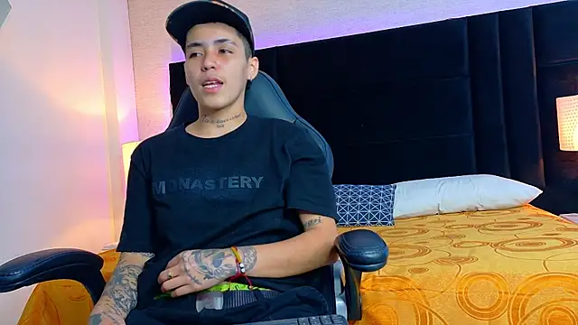 Raven Cox online show from 01-10-26, 05:58