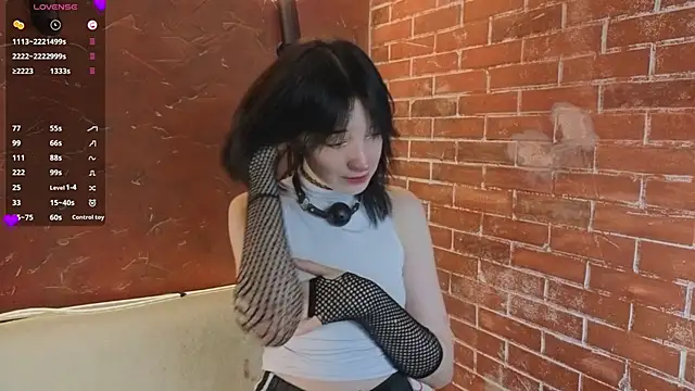 LisaBunnyy online show from 02-22-26, 07:15