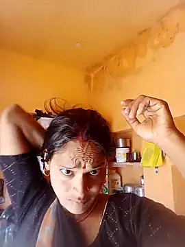 Snapshot of mabimi_sexe chatting on 04-28-26, 04:39 mabimi sexe online show from 04-28-26, 04:39