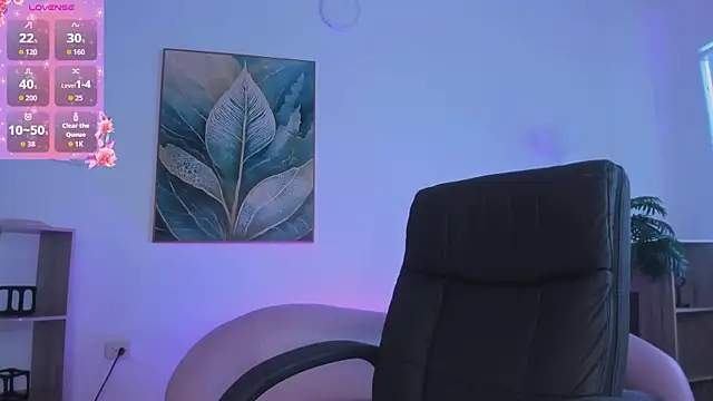 azahaara   online show from 02-23-26, 05:24