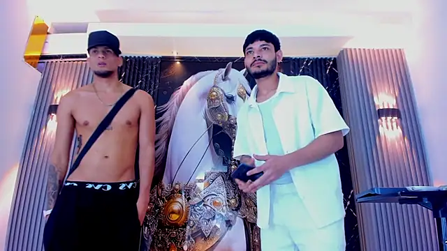 The Gods In Diamonds online show from 02-04-26, 10:16