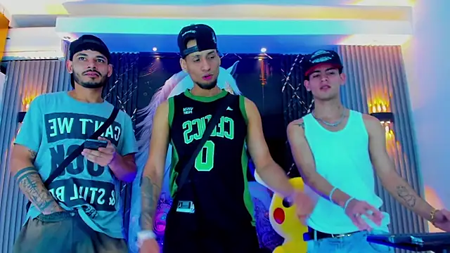 The Gods In Diamonds online show from 01-17-26, 05:33