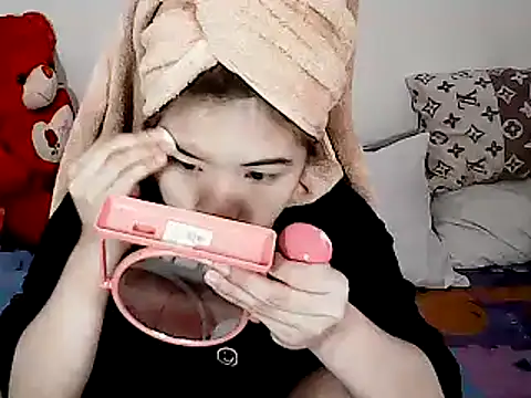 xxhotamizinggirl online show from 03-06-26, 12:44