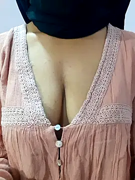 Snapshot of cutehotwife chatting on 02-28-26, 03:50 cutehotwife online show from 02-28-26, 03:50