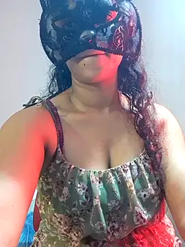 Snapshot of cutehotwife chatting on 07-11-26, 04:24 cutehotwife online show from 07-11-26, 04:24