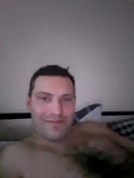 Snapshot of pacakiraly21 chatting on 01-12-26, 04:03 pacakiraly21 online show from 01-12-26, 04:03