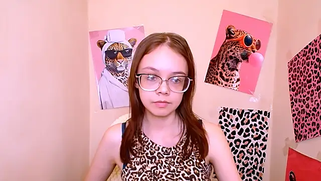 LolliStrawberry online show from 04-25-26, 01:52