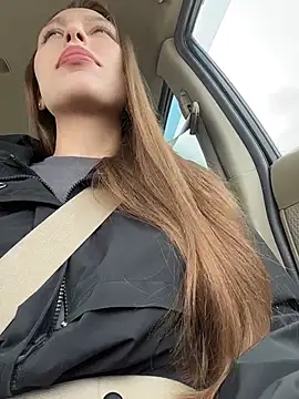 LeiaMood online show from 04-14-26, 05:23