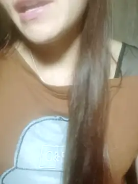 Snapshot of jjennyyy chatting on 04-26-26, 11:07 jjennyyy online show from 04-26-26, 11:07