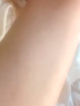 jjennyyy online show from 04-12-26, 01:31