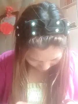 Snapshot of jjennyyy chatting on 05-05-26, 02:47 jjennyyy online show from 05-05-26, 02:47