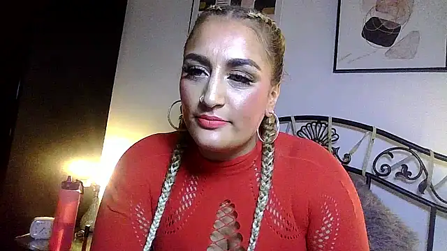 Snapshot of KiraBestxo chatting on 01-13-26, 07:18 KiraBestxo online show from 01-13-26, 07:18