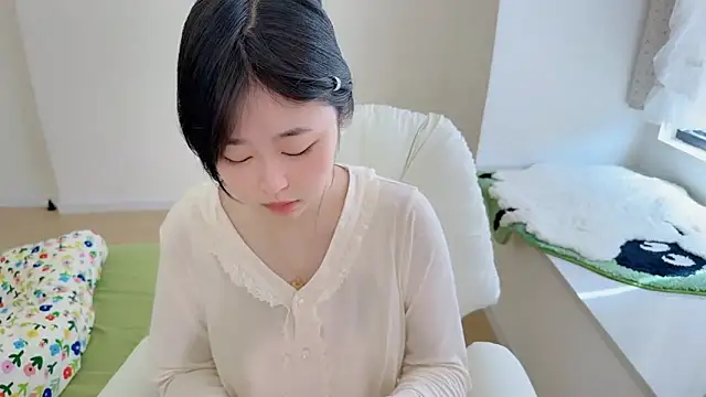 Snapshot of Onefiona chatting on 03-19-26, 04:12 Onefiona online show from 03-19-26, 04:12
