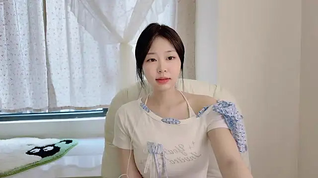Onefiona online show from 07-22-26, 06:26