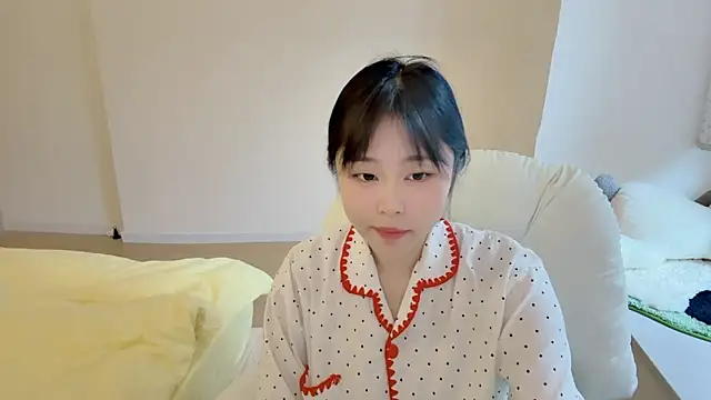 Snapshot of Onefiona chatting on 04-11-26, 04:20 Onefiona online show from 04-11-26, 04:20