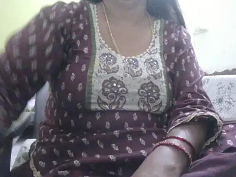 Snapshot of mohini_bhabhi chatting on 06-22-26, 09:17 mohini bhabhi online show from 06-22-26, 09:17