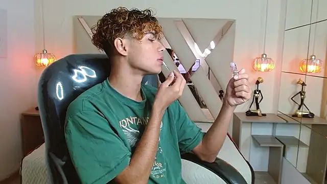 Anyelo Twink online show from 03-25-26, 04:45