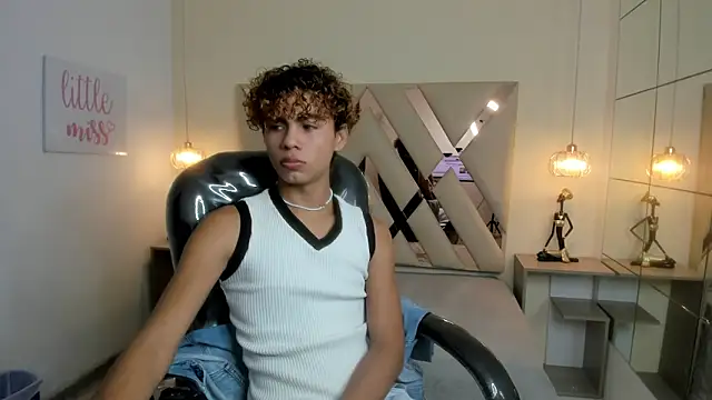 Anyelo Twink online show from 03-12-26, 08:24