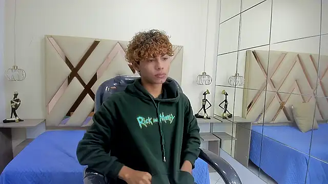 Snapshot of Anyelo_Twink chatting on 02-27-26, 08:52 Anyelo Twink online show from 02-27-26, 08:52