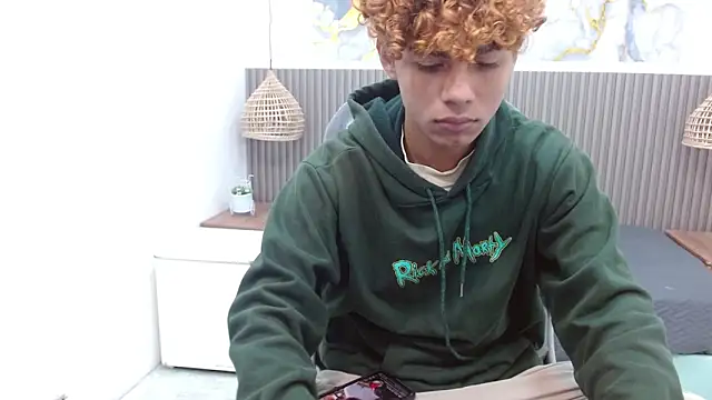 Snapshot of Anyelo_Twink chatting on 02-13-26, 01:33 Anyelo Twink online show from 02-13-26, 01:33