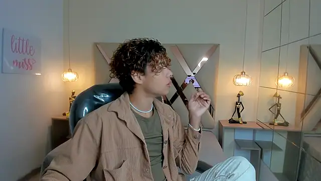 Anyelo Twink online show from 03-16-26, 08:33