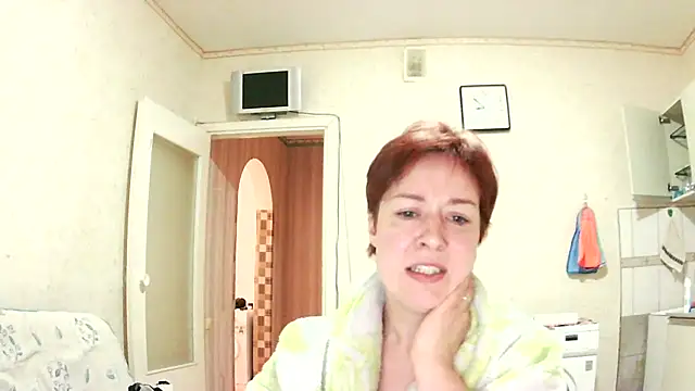 Snapshot of Fruittellalove chatting on 02-08-26, 05:54 Fruittellalove online show from 02-08-26, 05:54