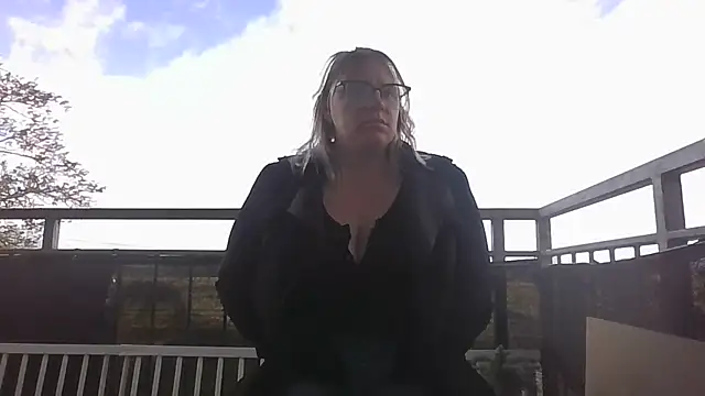 MinchenBienchen98 online show from 03-12-26, 10:52