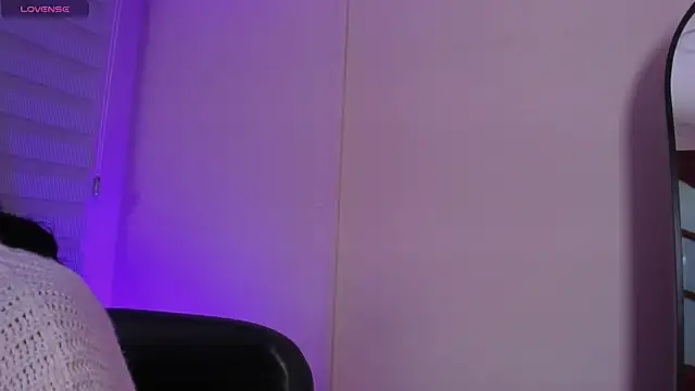 lilith petit  online show from 05-16-26, 12:48