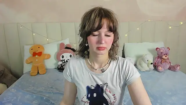 AdeleSilvy online show from 06-22-26, 01:44