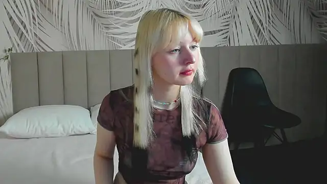 AdeleSilvy online show from 02-05-26, 02:07