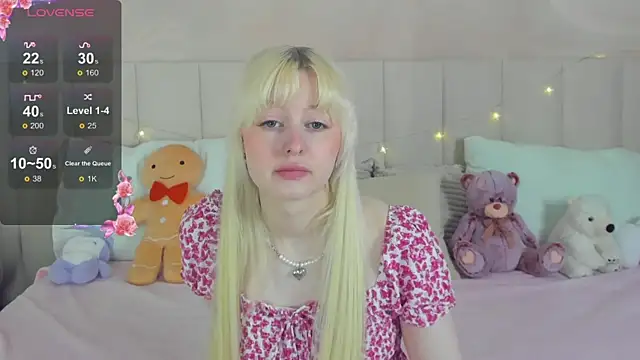 AdeleSilvy online show from 06-06-26, 01:44