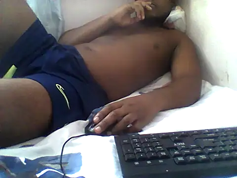 Snapshot of handsomeguy02 chatting on 05-22-26, 12:36 handsomeguy02 online show from 05-22-26, 12:36