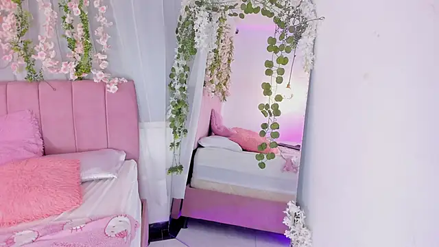 nicky bonny18 online show from 02-05-26, 12:12