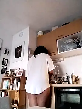 Snapshot of therealsun8 chatting on 02-17-26, 06:54 therealsun8 online show from 02-17-26, 06:54