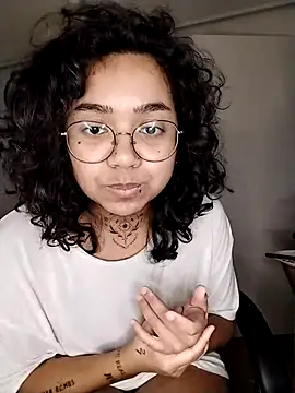 Snapshot of therealsun8 chatting on 02-05-26, 05:47 therealsun8 online show from 02-05-26, 05:47