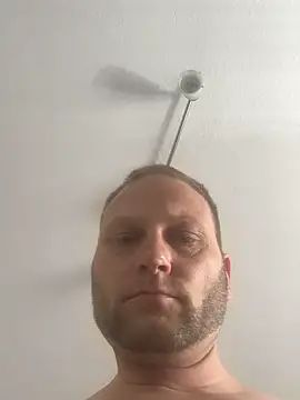 Snapshot of Hamsterdich chatting on 06-06-26, 11:26 Hamsterdich online show from 06-06-26, 11:26